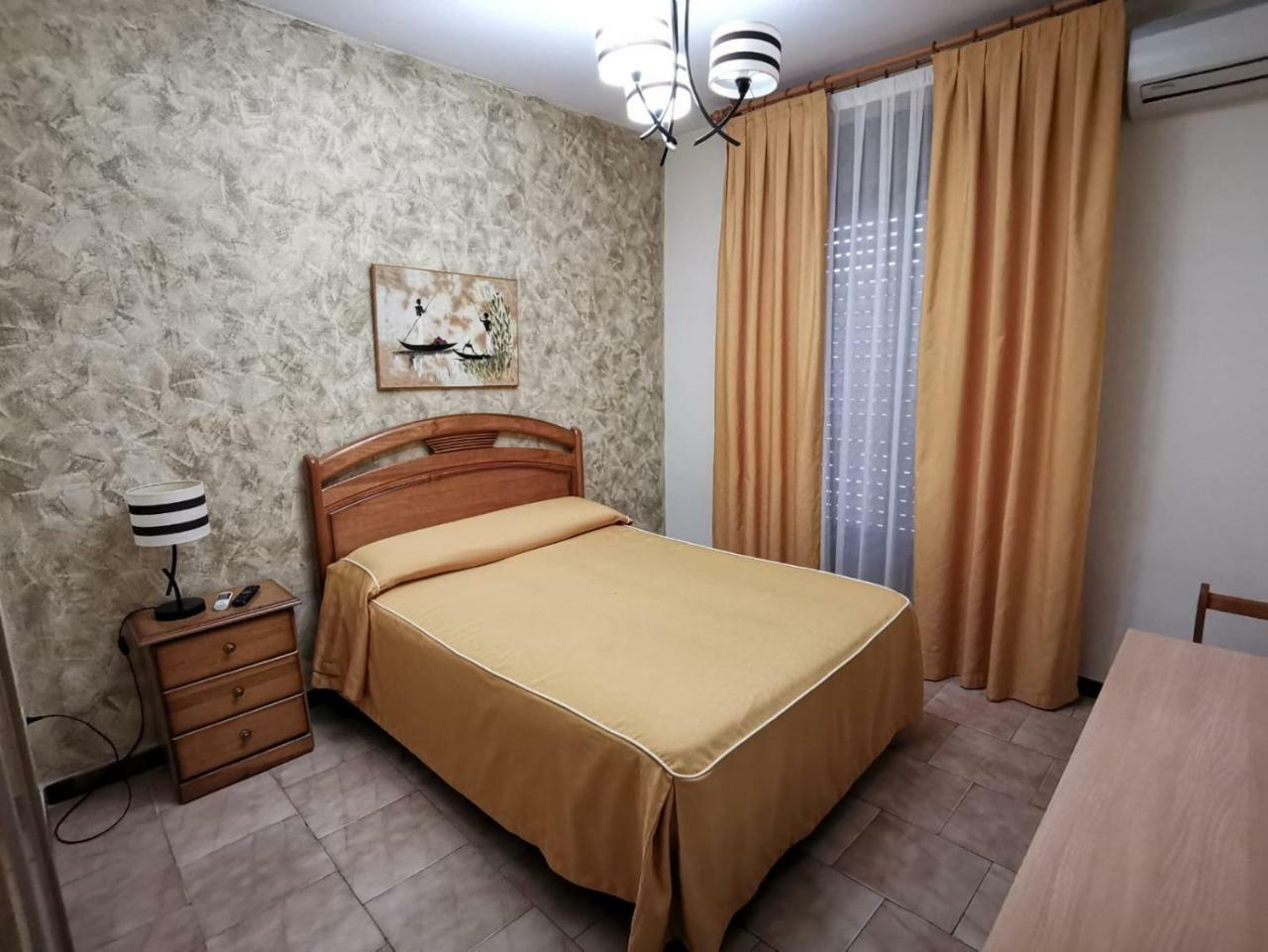 Hostal El Sevillano ルス エクステリア 写真